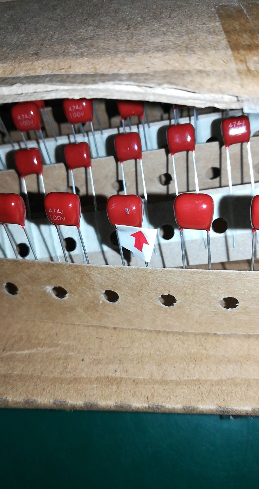 薄膜電容器外觀不良圖 薄膜電容器外觀不良圖